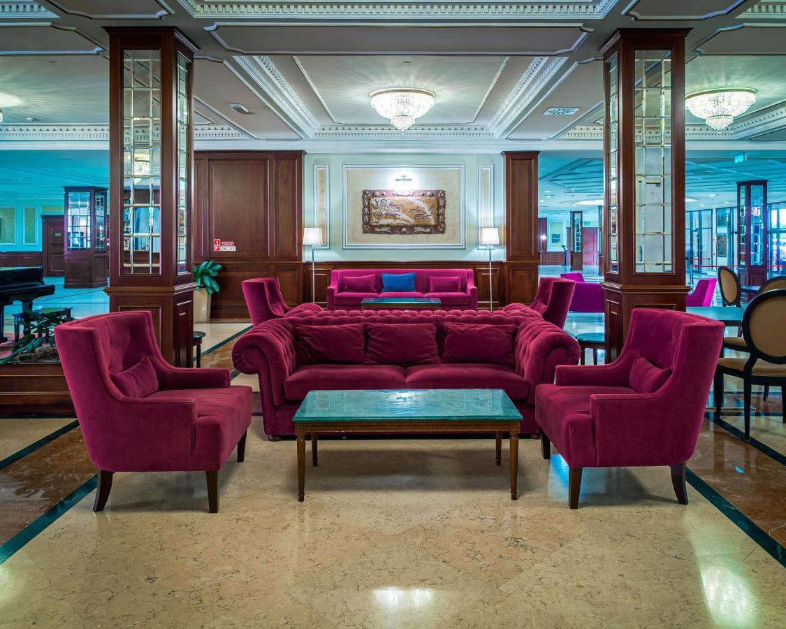 Radisson Hotel 5*